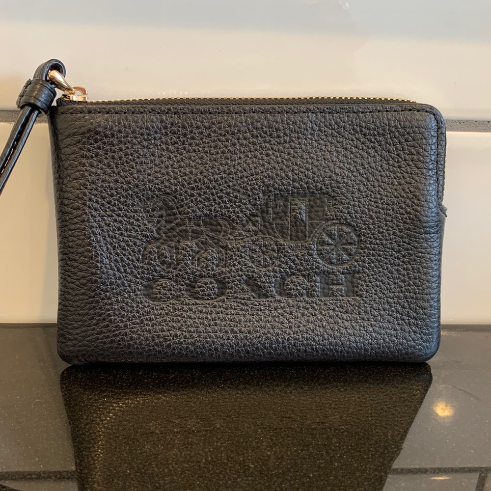 ❌ SOLD!! Coach Wristlet